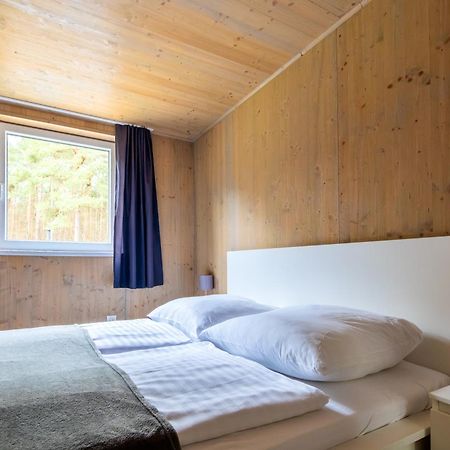 Naturcamping Lueneburger Heide - Chalets & Tiny Haeuser ゾルタウ エクステリア 写真