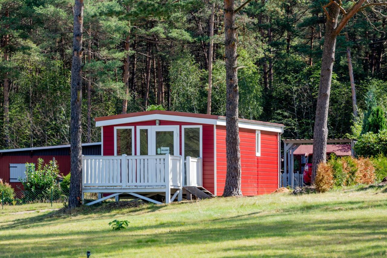 Naturcamping Lueneburger Heide - Chalets & Tiny Haeuser ゾルタウ エクステリア 写真