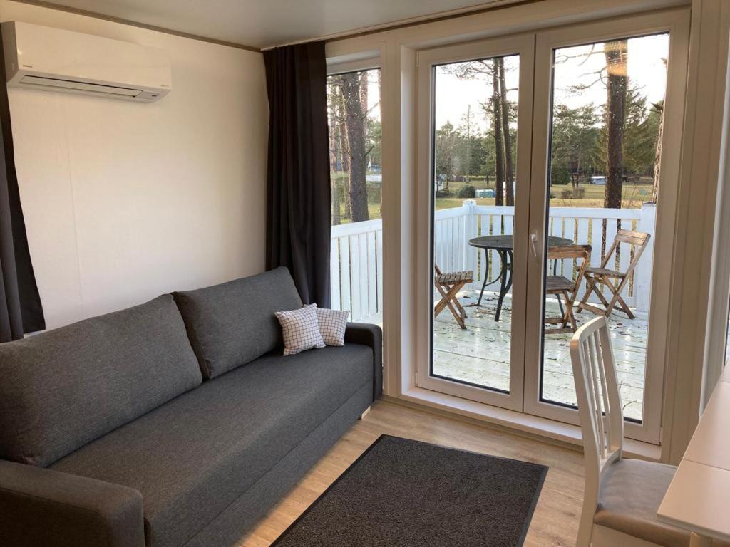 Naturcamping Lueneburger Heide - Chalets & Tiny Haeuser ゾルタウ エクステリア 写真