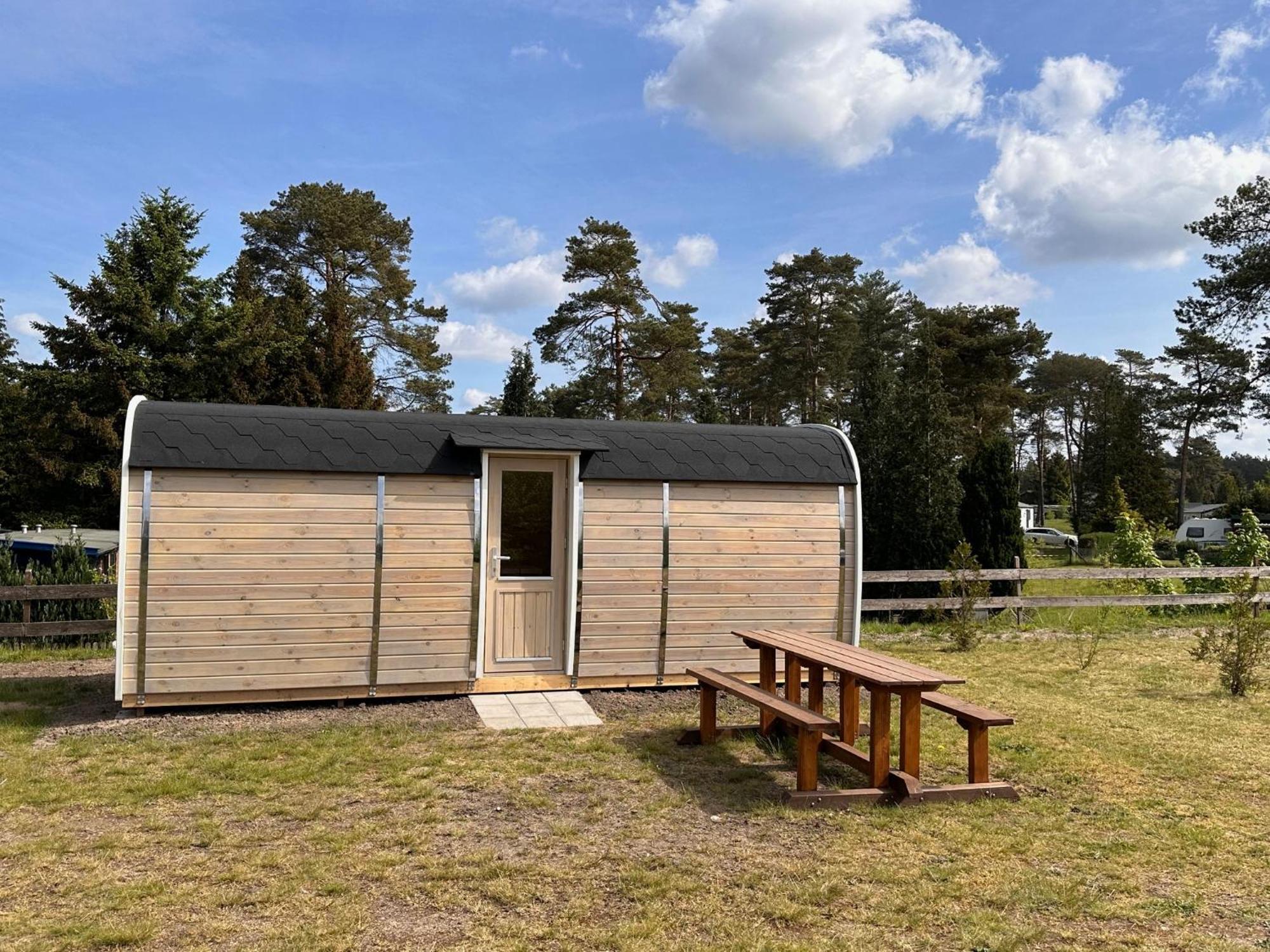 Naturcamping Lueneburger Heide - Chalets & Tiny Haeuser ゾルタウ エクステリア 写真