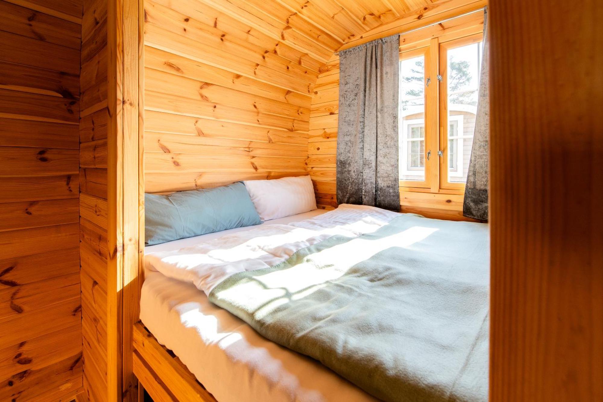 Naturcamping Lueneburger Heide - Chalets & Tiny Haeuser ゾルタウ エクステリア 写真
