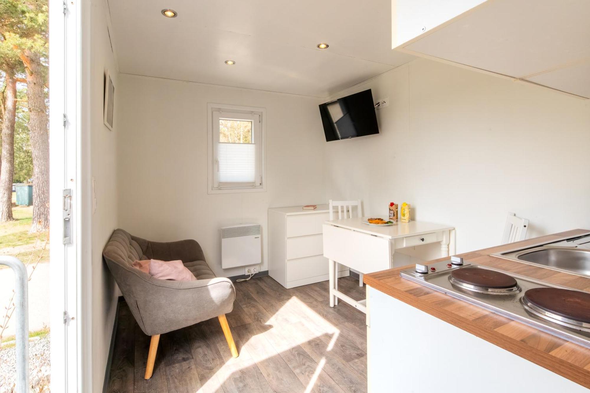 Naturcamping Lueneburger Heide - Chalets & Tiny Haeuser ゾルタウ エクステリア 写真