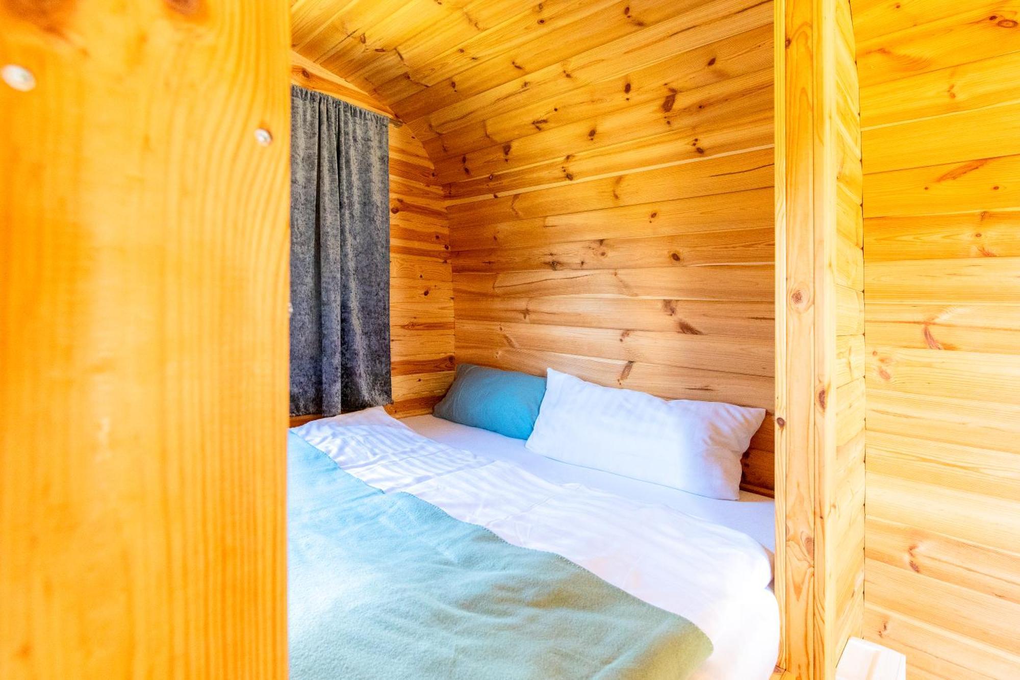 Naturcamping Lueneburger Heide - Chalets & Tiny Haeuser ゾルタウ エクステリア 写真