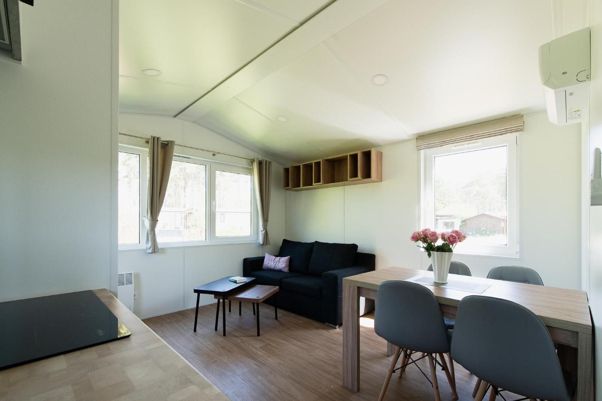 Naturcamping Lueneburger Heide - Chalets & Tiny Haeuser ゾルタウ エクステリア 写真