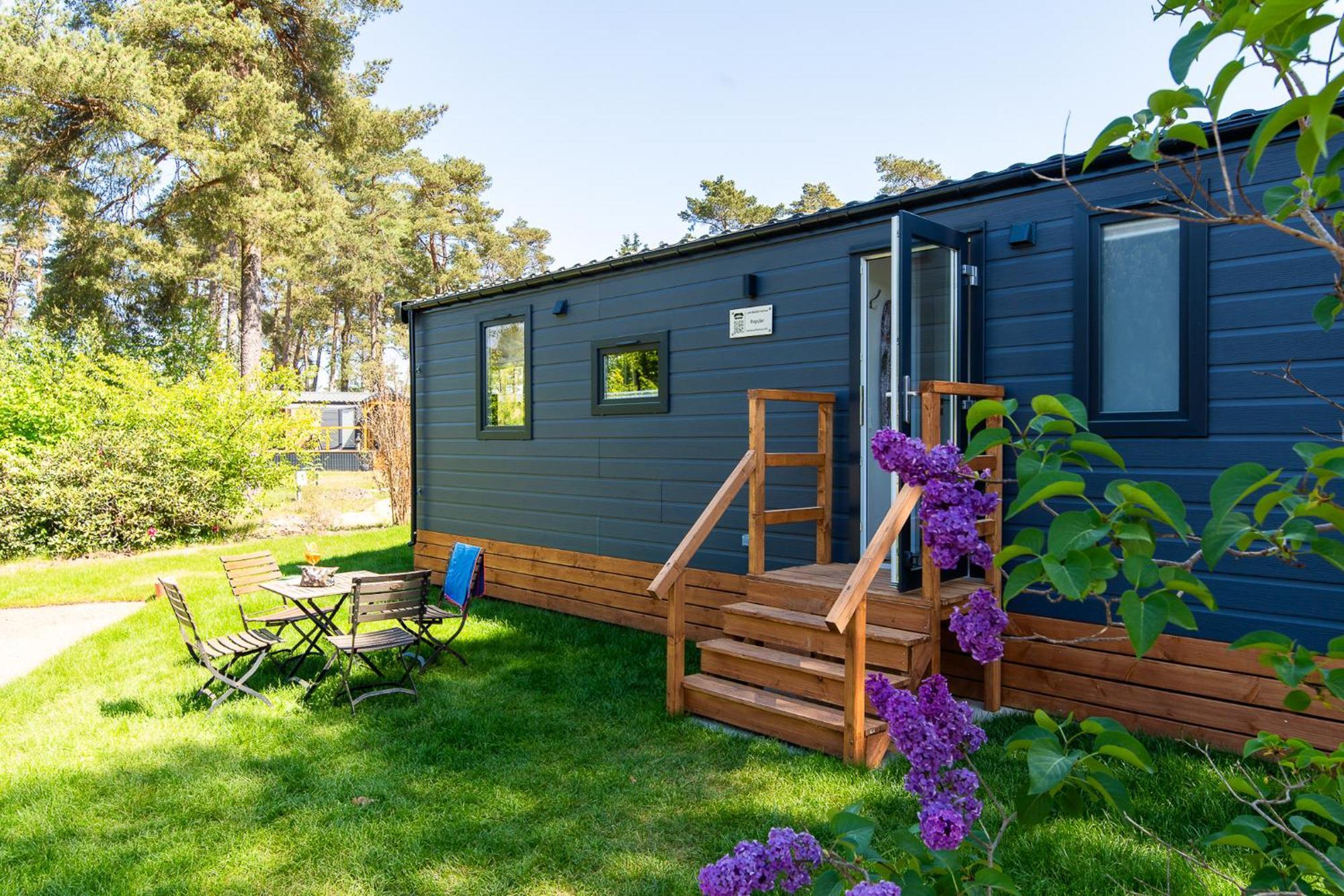 Naturcamping Lueneburger Heide - Chalets & Tiny Haeuser ゾルタウ エクステリア 写真